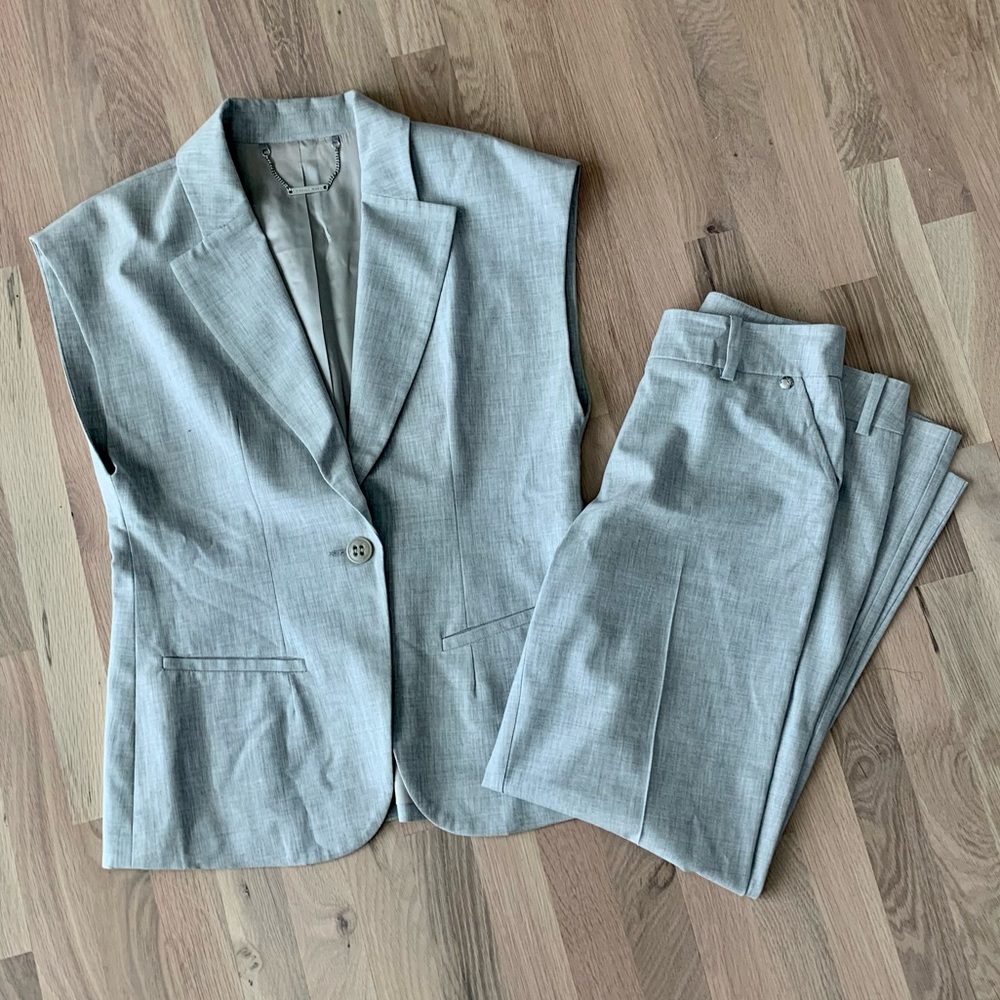 Trina Turk sleeveless suit